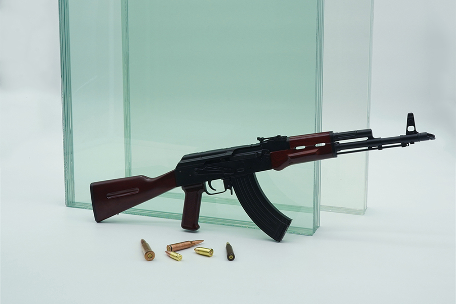 Пуленепробиваемое стекло