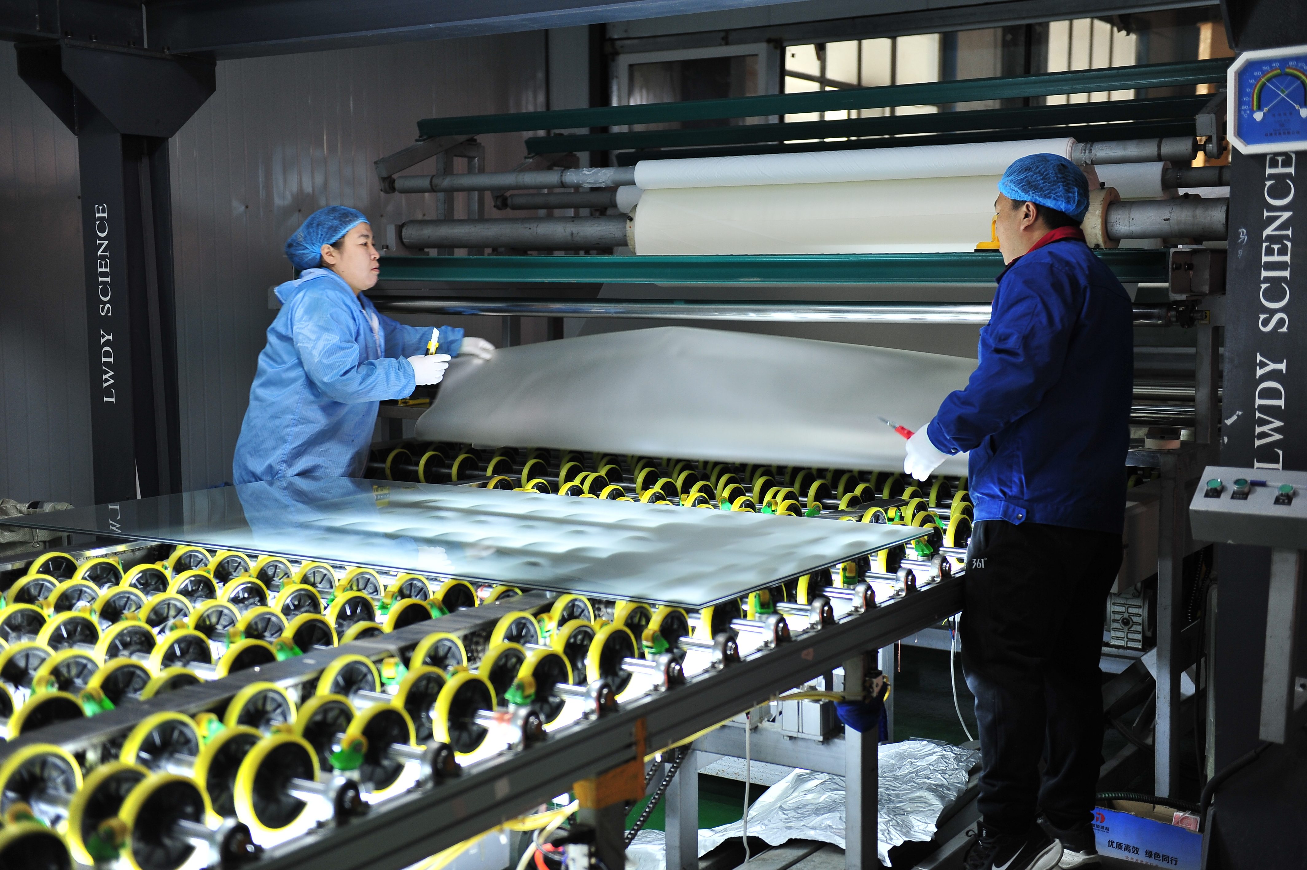 Ламинирование чистых помещений